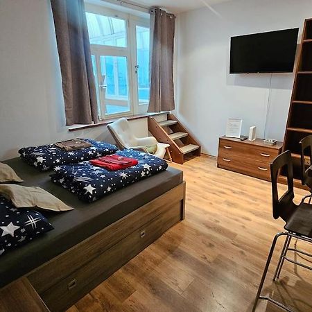 City Apartment Братислава Екстериор снимка