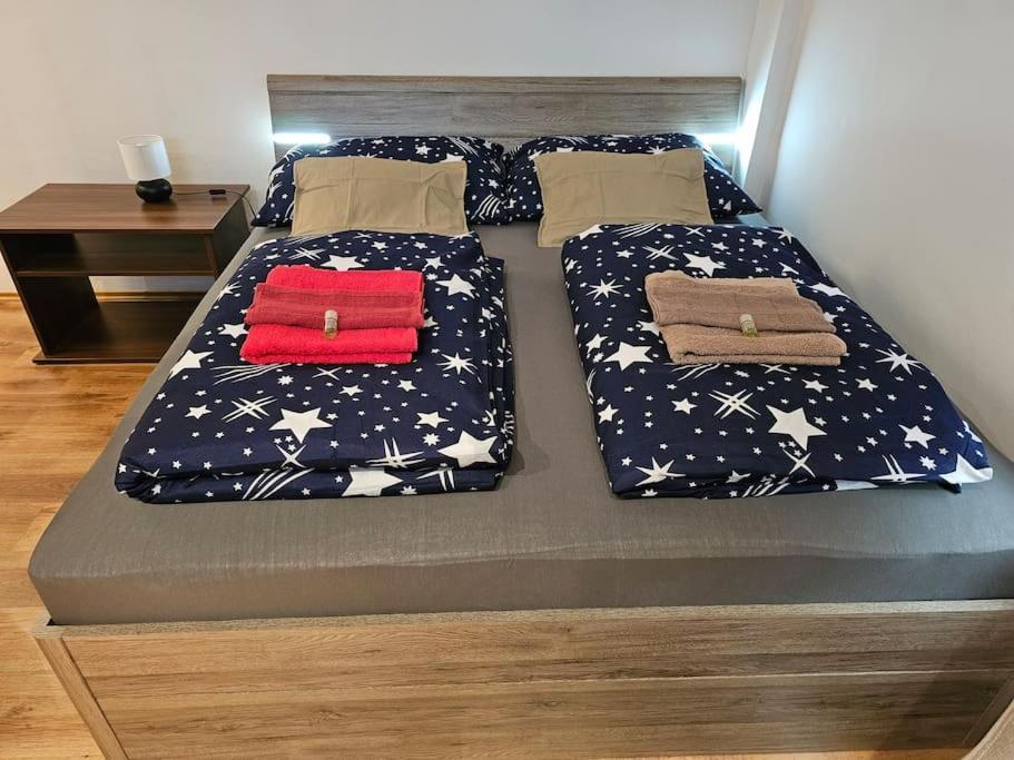City Apartment Братислава Екстериор снимка